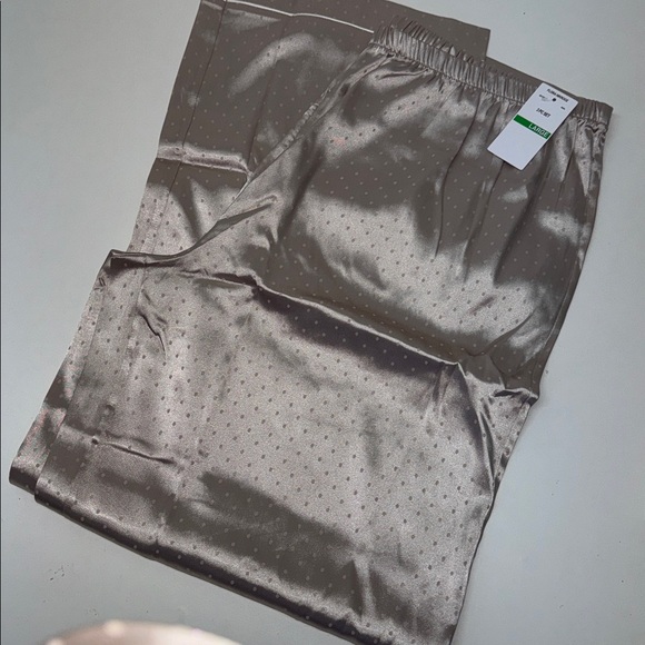 🔥Elegant White Satin Pajama Set 3 pc set Sz Large New - Picture 4 of 7